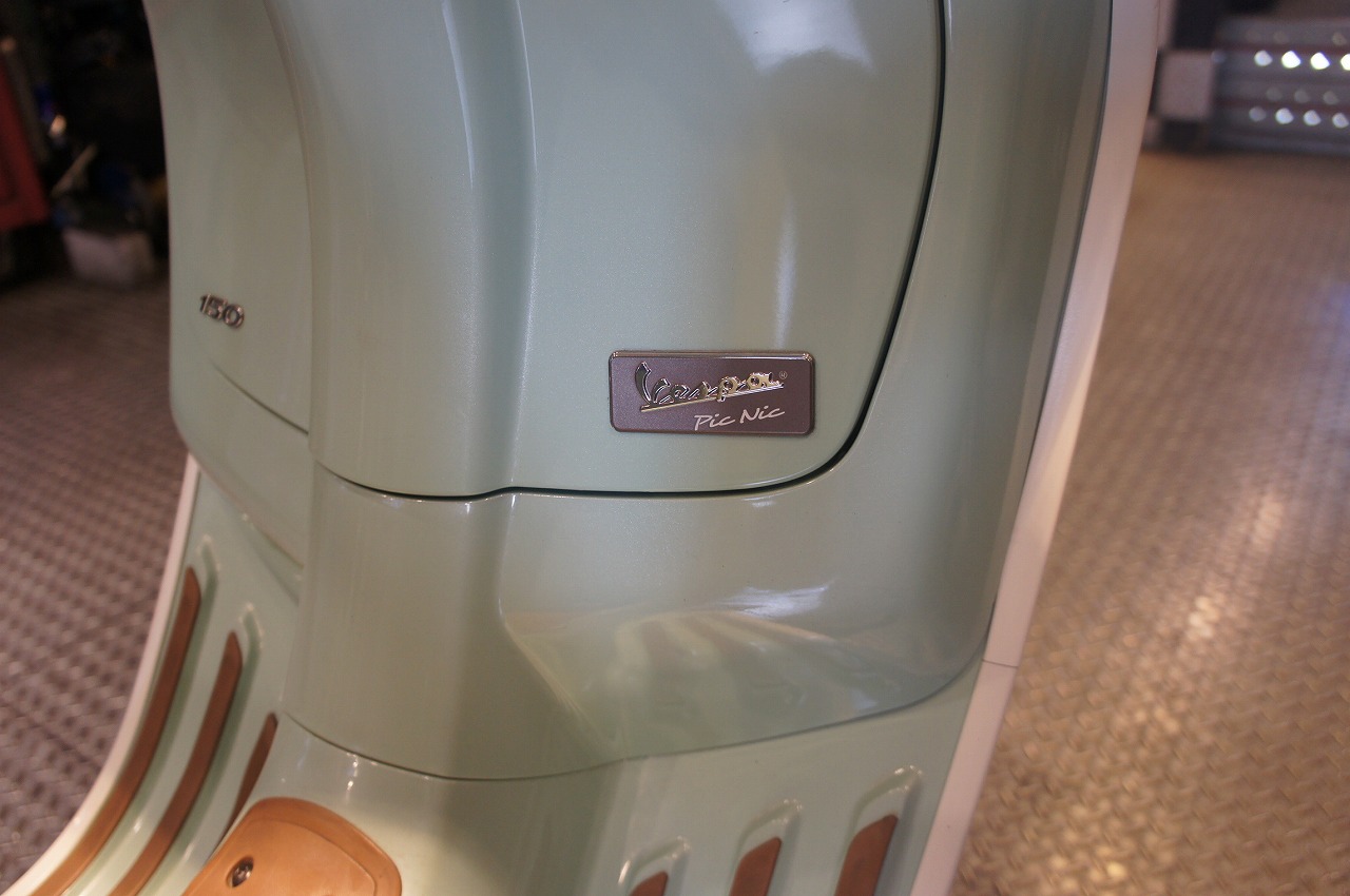 Vespa Primavera 150 PICNIC