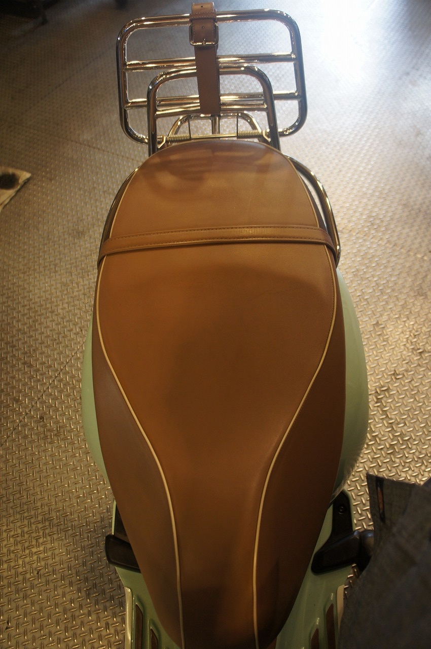 Vespa Primavera 150 PICNIC