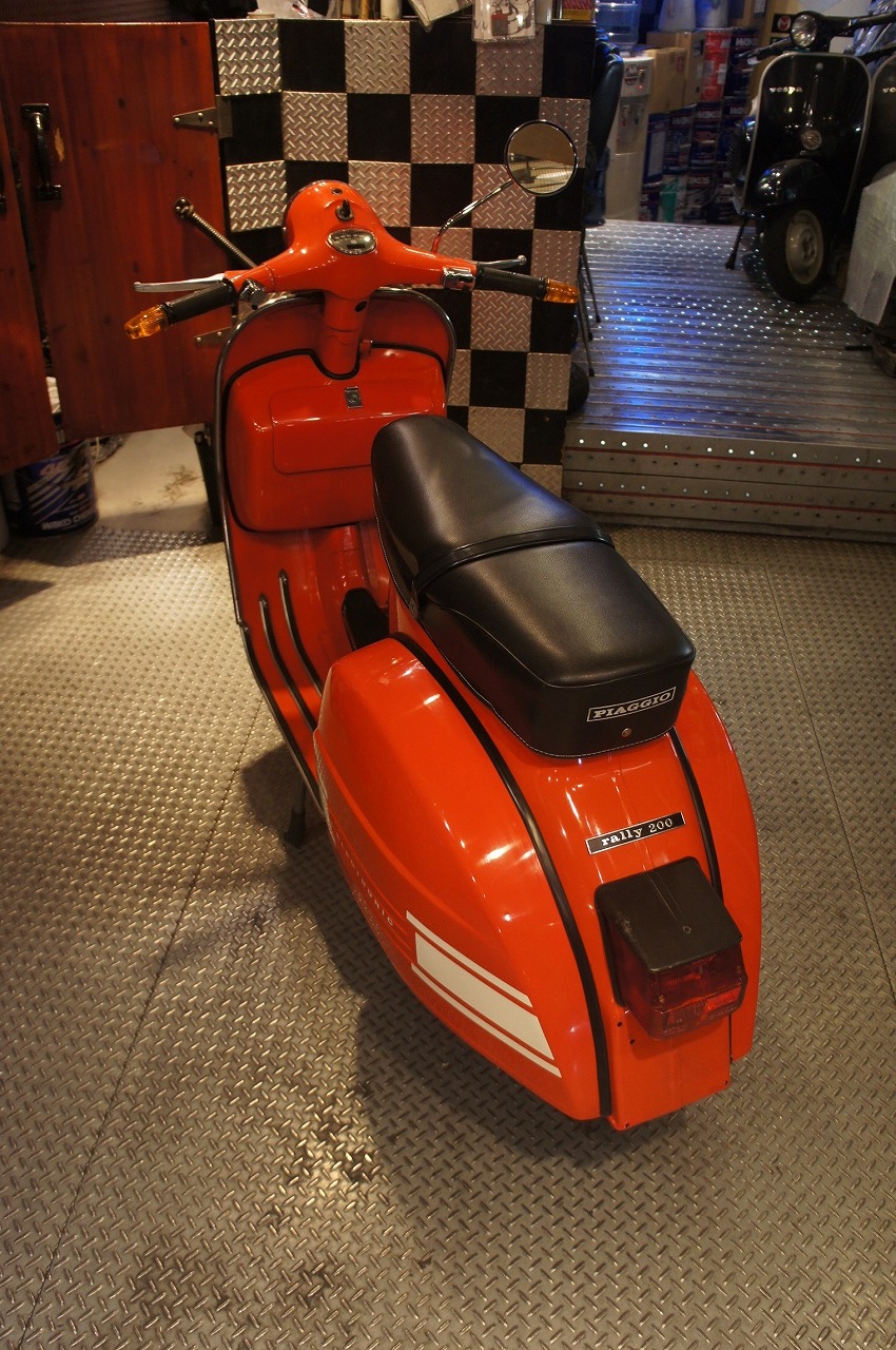 Vespa　200Rally