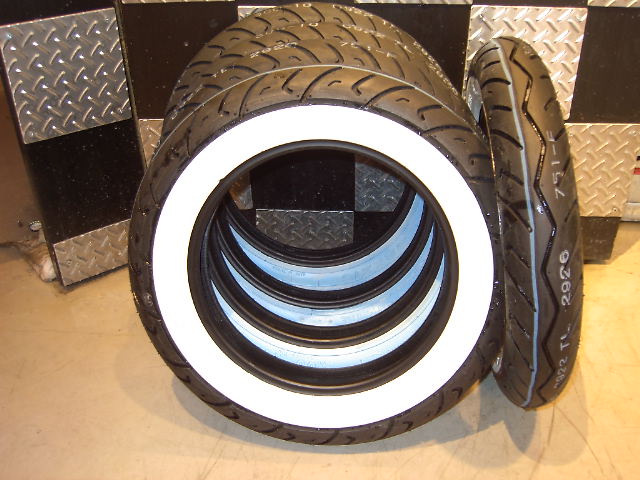 マキシス ホワイトウォールタイヤ