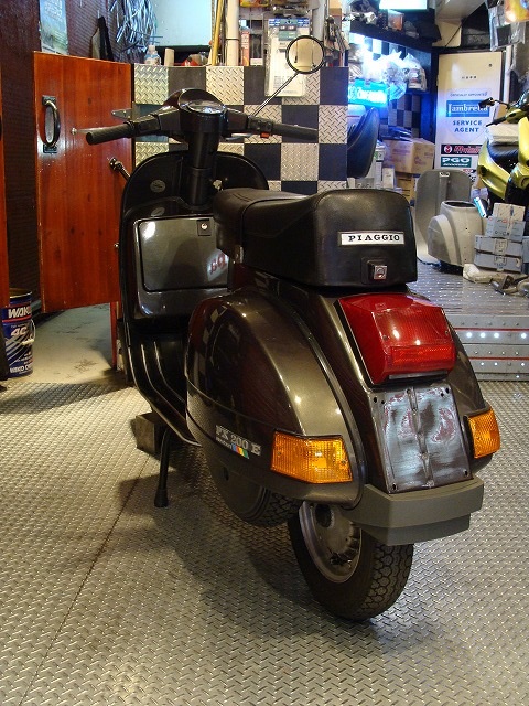 Vespa PX200E (BME)
