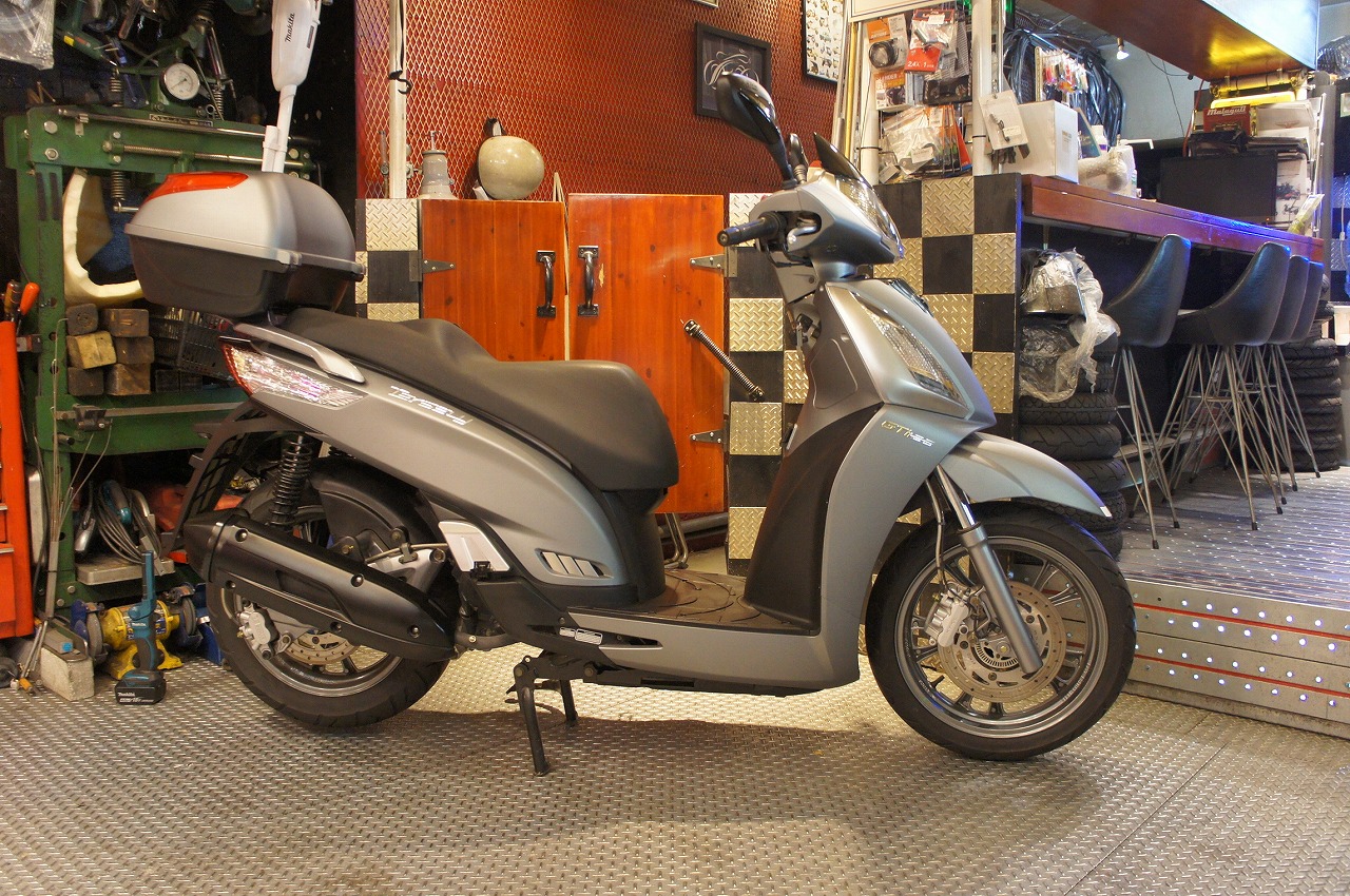 KYMCO　Tersely GT125i