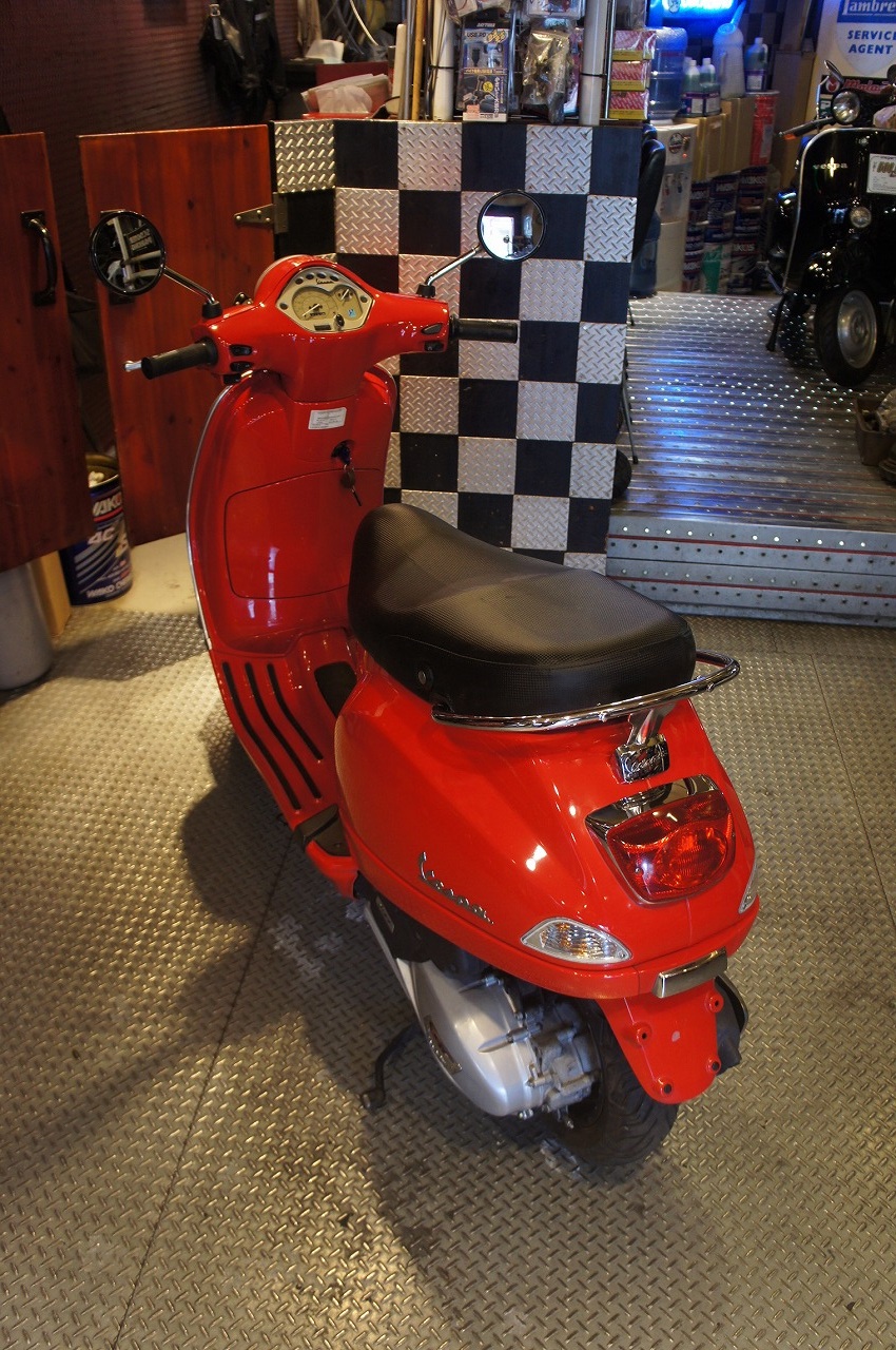 Vespa LX125i-get