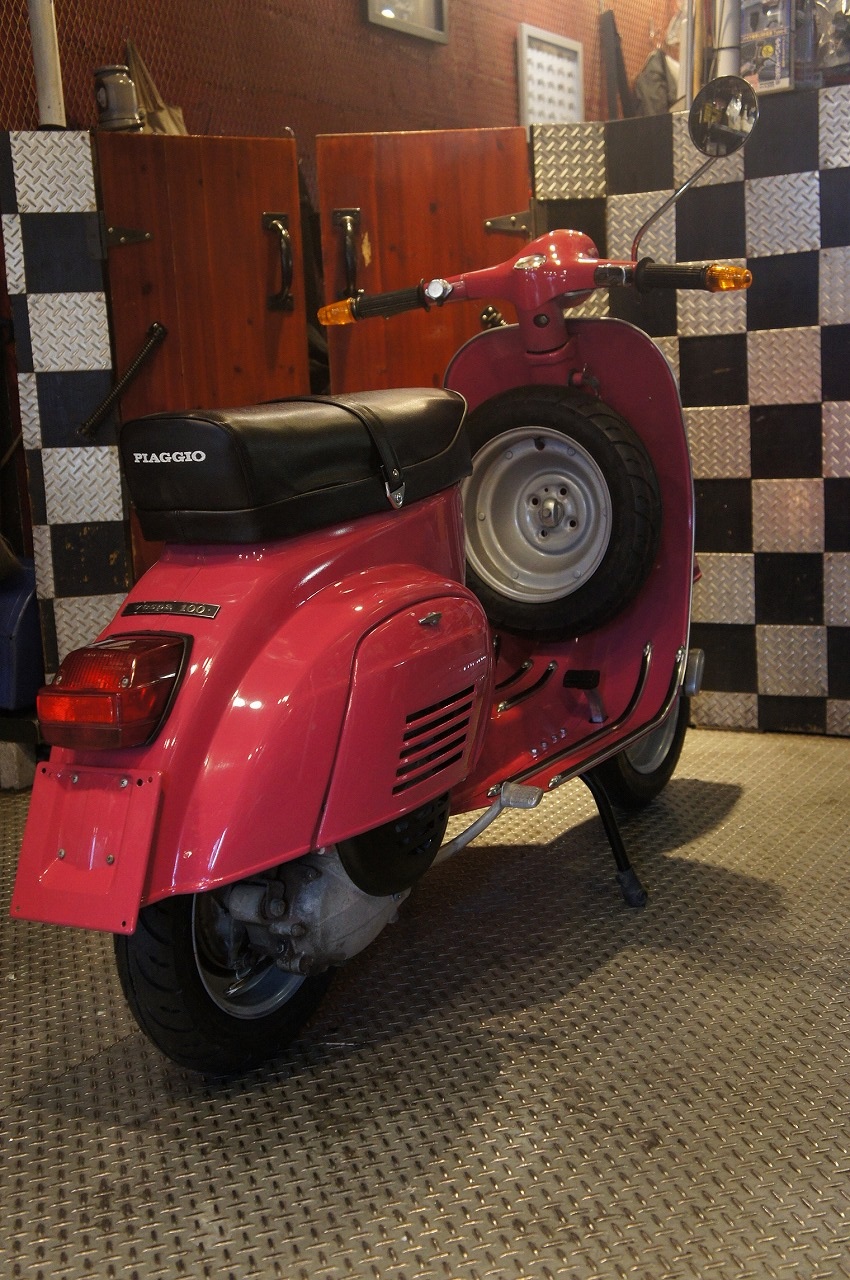 Vespa 100