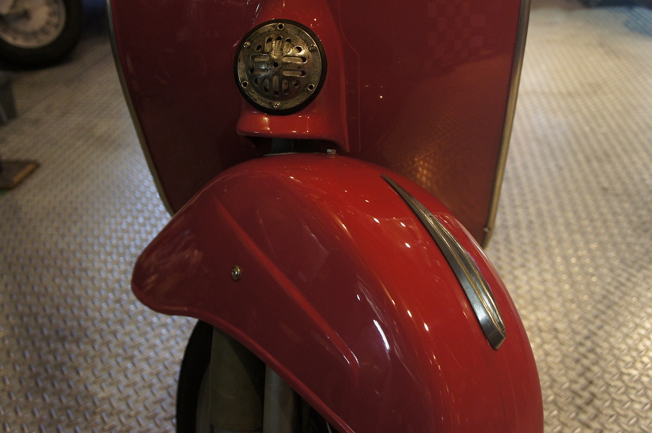 Vespa 100