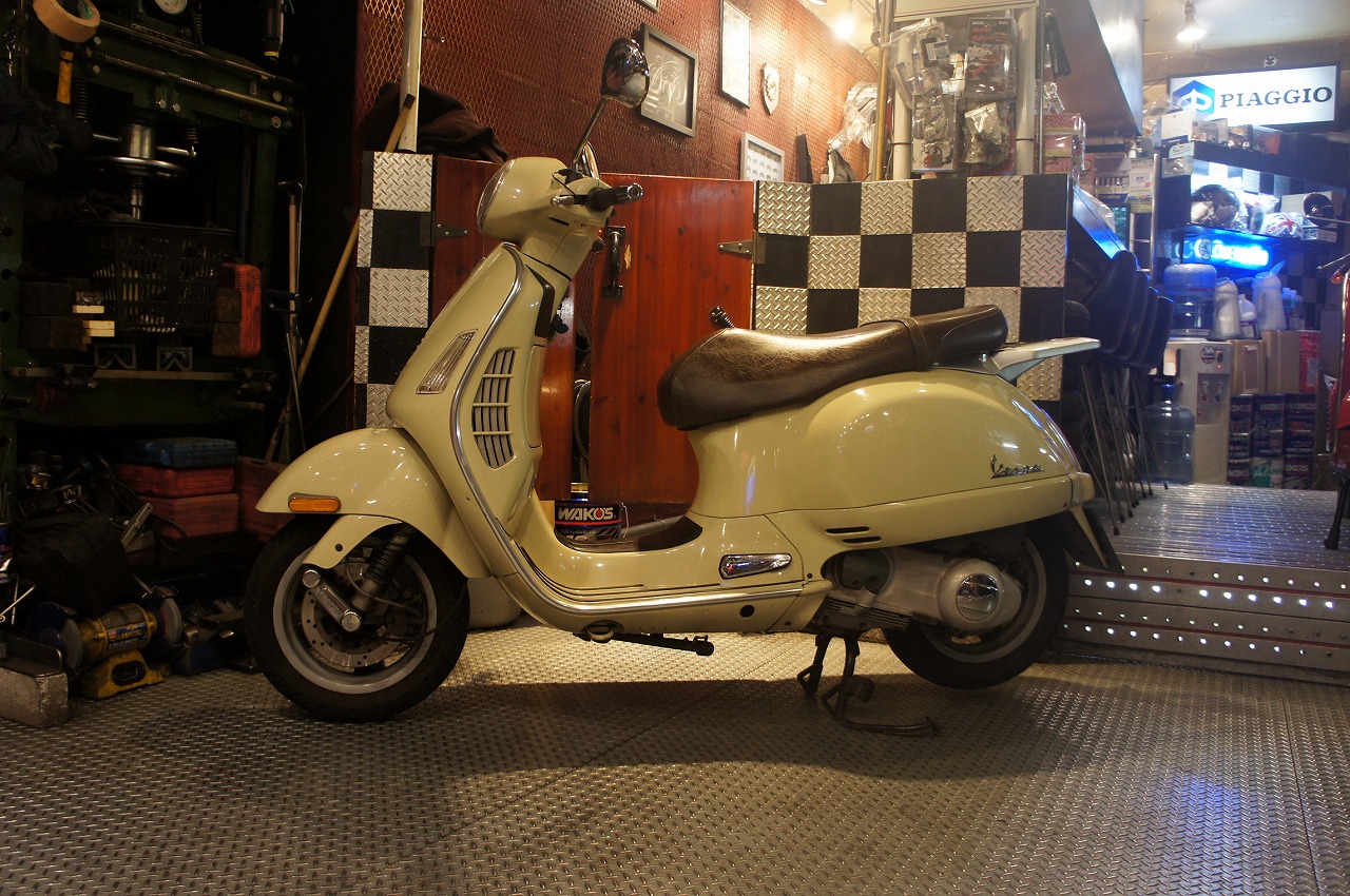 Vespa　GT200L