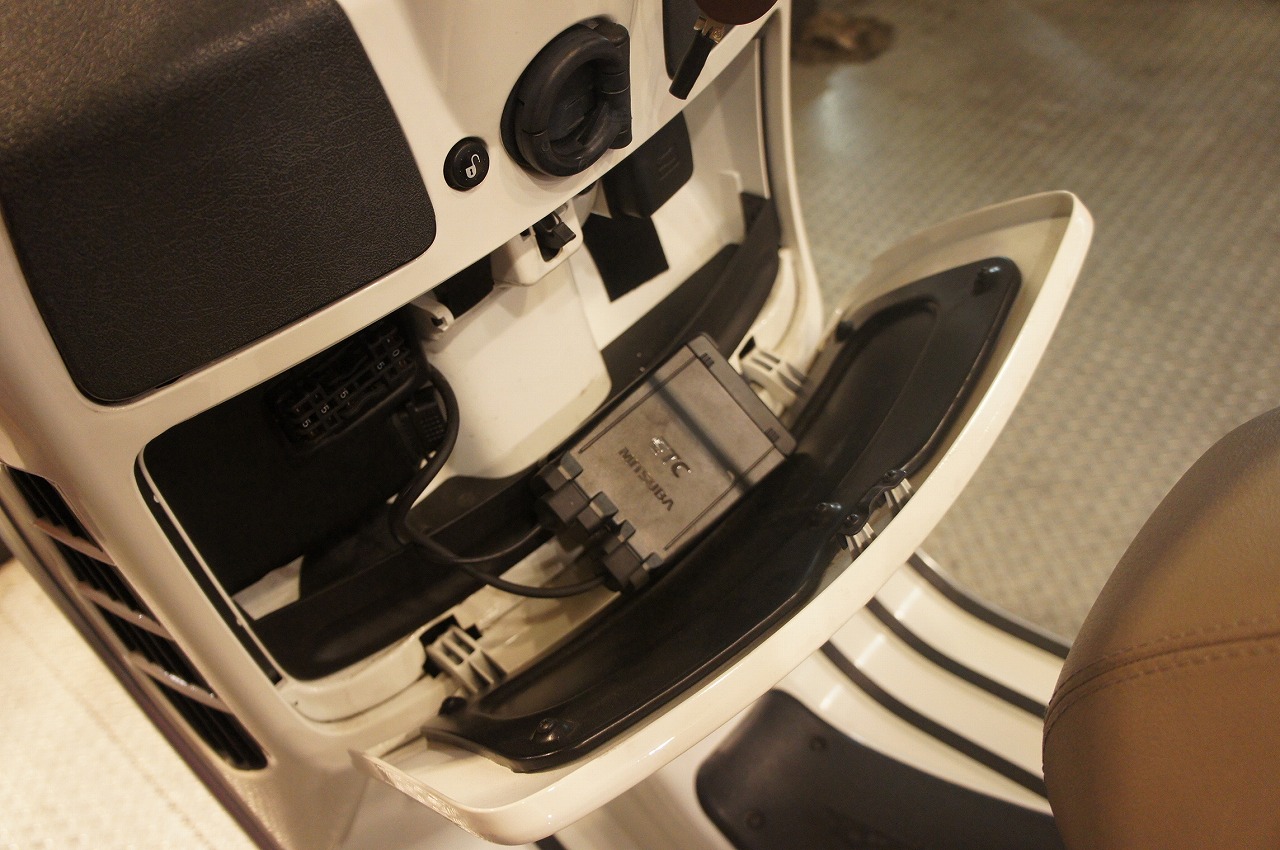 Vespa GTS250ie-3