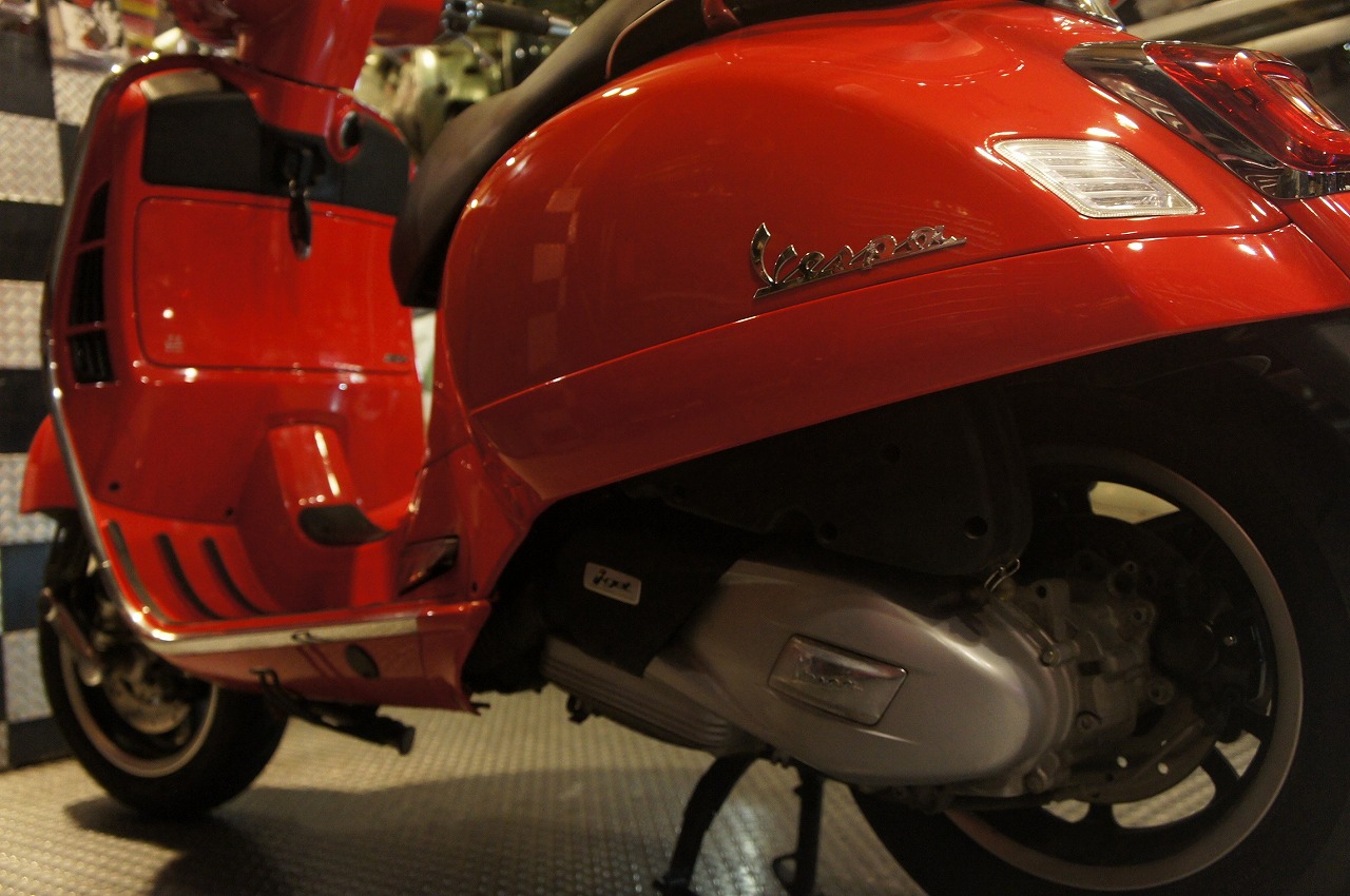 Vespa GTS Super150