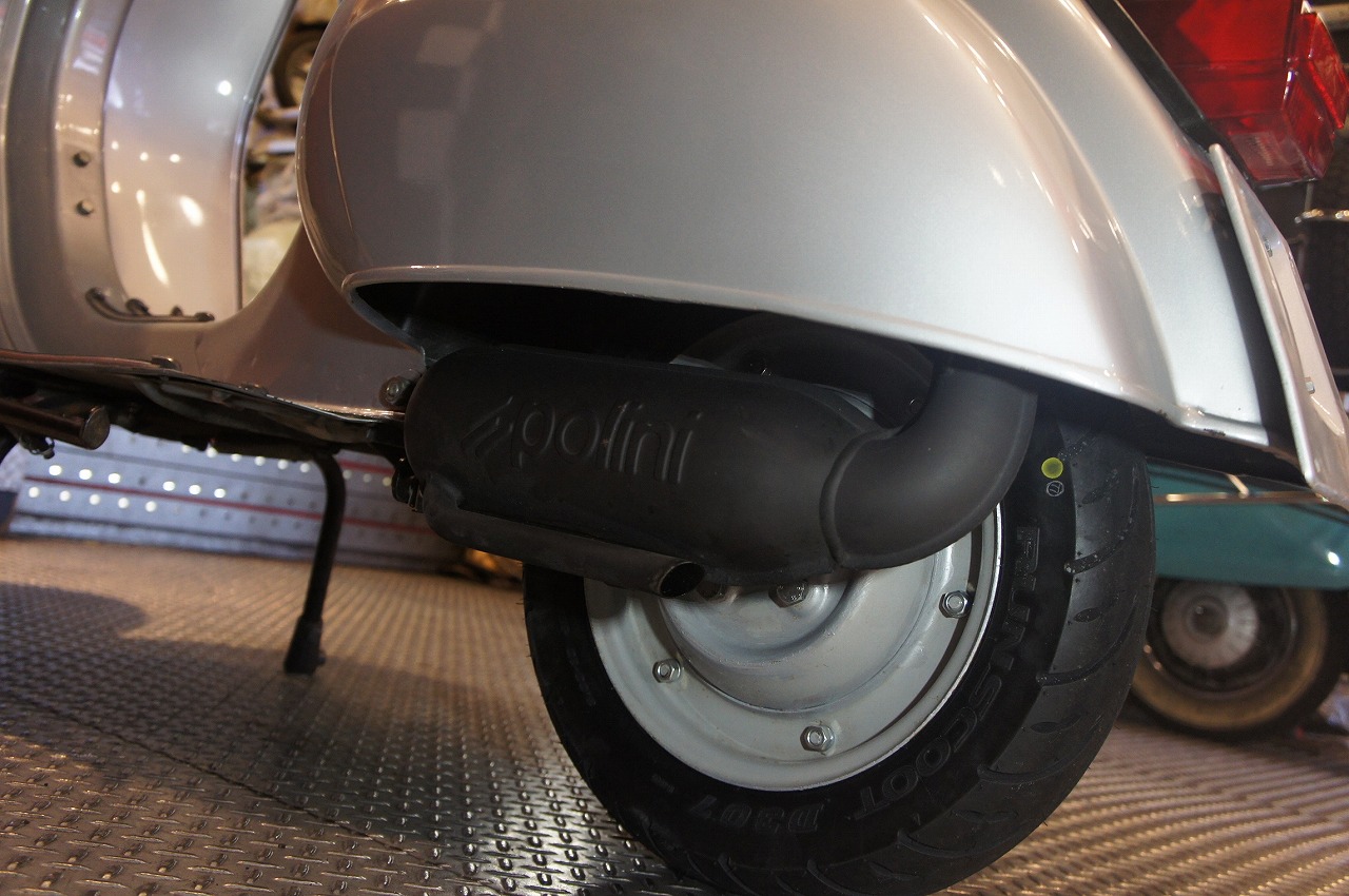 Vespa 100