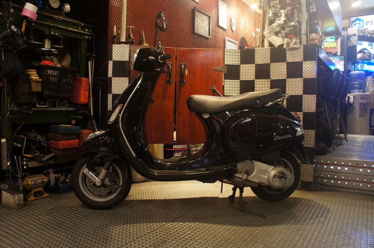 Vespa LX150ie